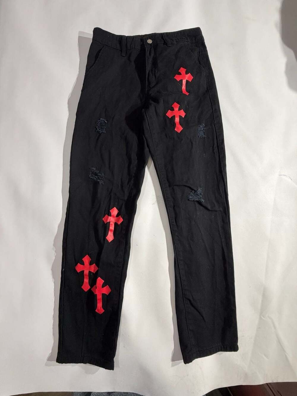 Manfinity Mens Black Distressed Red Cross Patch Jeans Size 28